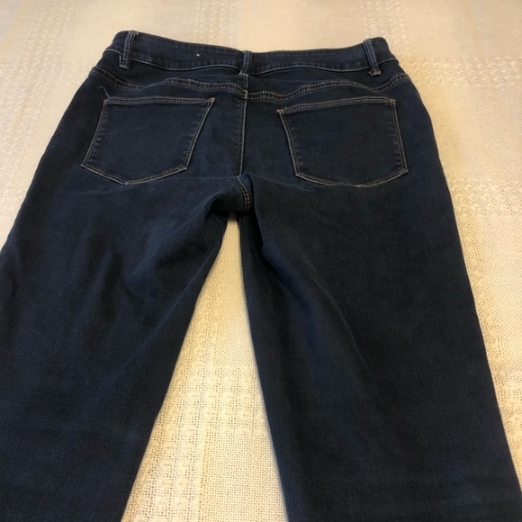 Women’s jean - Picture 8 of 10